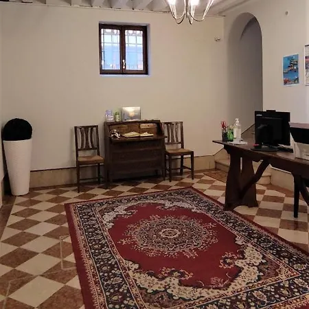 Ξενοδοχείο με διαμερίσματα Porta Orientalis