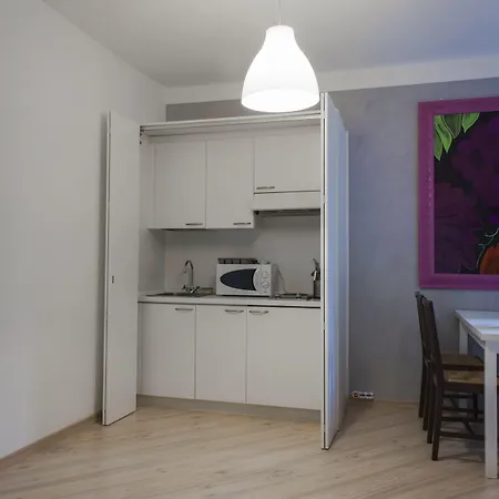 Ξενοδοχείο με διαμερίσματα Porta Orientalis 3*