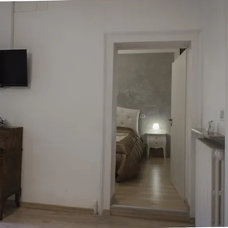 Ξενοδοχείο με διαμερίσματα Porta Orientalis 3*