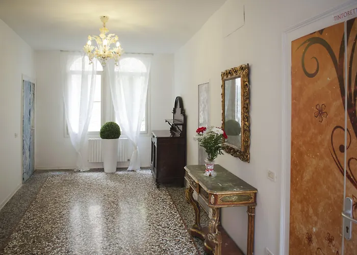 Apartahotel Porta Orientalis