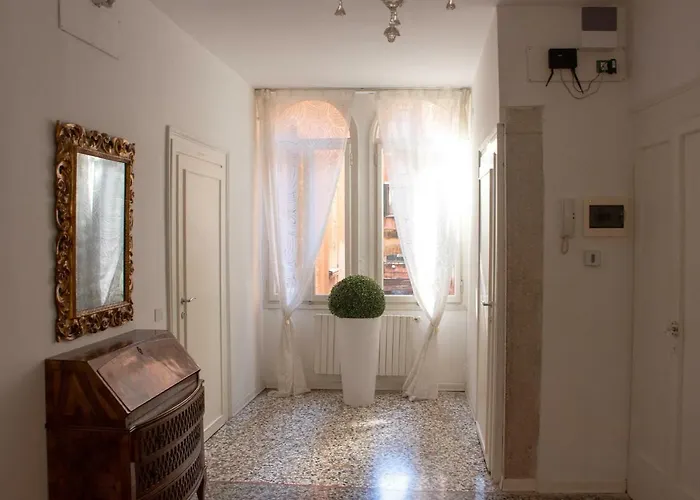 Porta Orientalis 3*